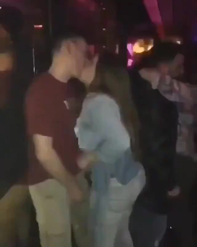 Random Love In The Club : video clip