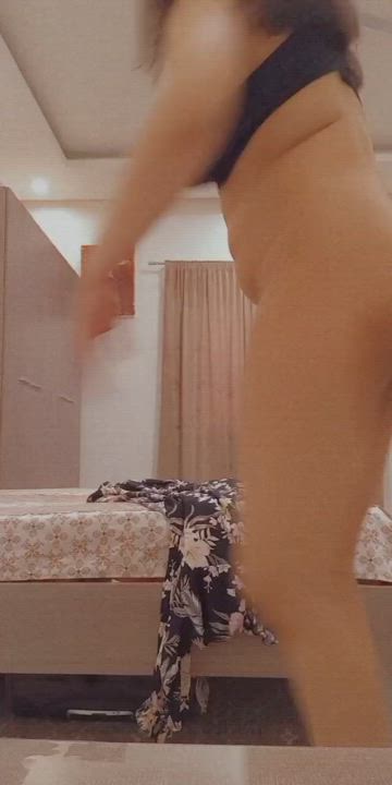 Pakistanis can Twerk as well 😉😘 : video clip