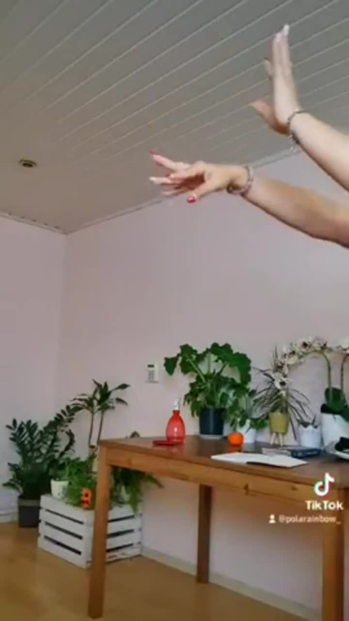 Maybe the system fell, but certainly not my huge and juicy boobs. Heh : video clip