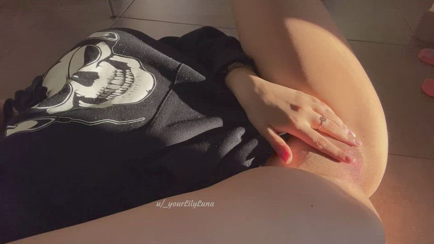 I have a thing for creampies, would you give me one? : video clip