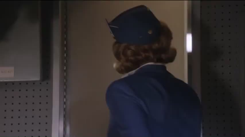Margot Robbie getting her tight ass smacked : video clip