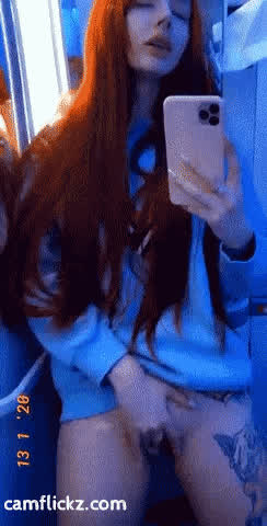 Sexy Masturbating Selfie : video clip