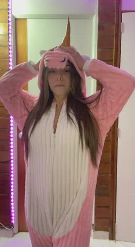 Do you like naughty unicorn girl? : video clip