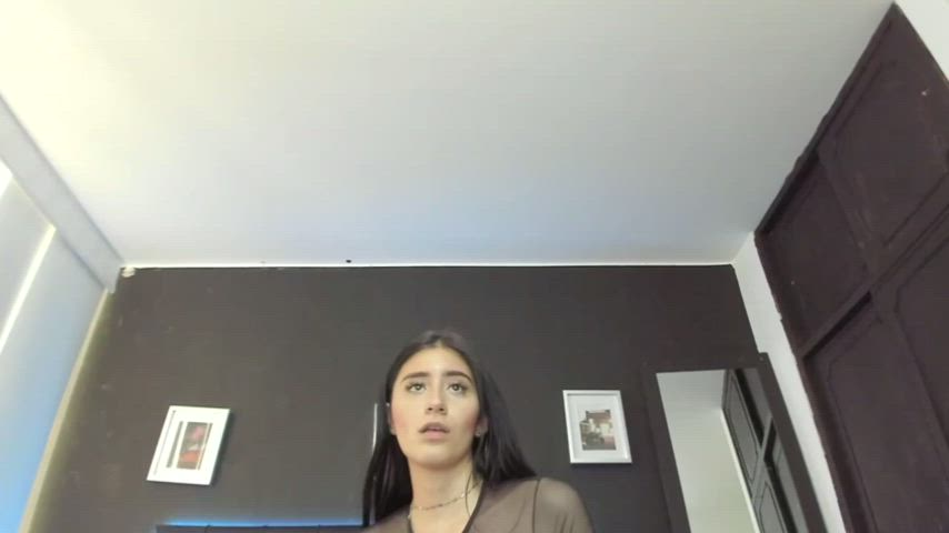 Huge latina titties for weekend fun : video clip