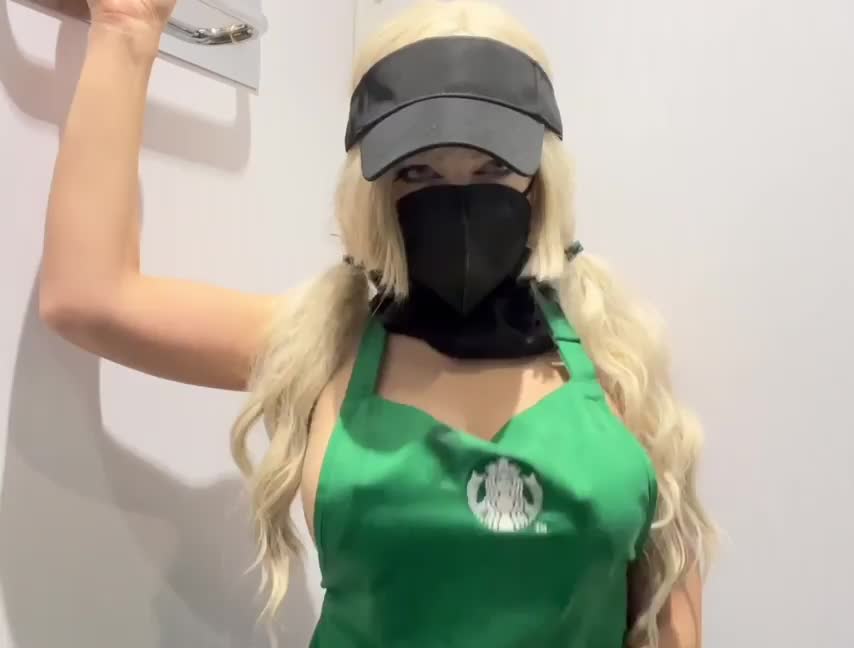 Love showing off my huge tits on my Lunch break 🐱 hopefully someone will walk in and play with them 💕 : video clip