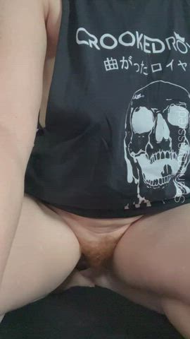 I want to jiggle these in your face : video clip