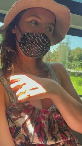 Flashing and playing on a crowded bus... got caught by the guy behind me : video clip