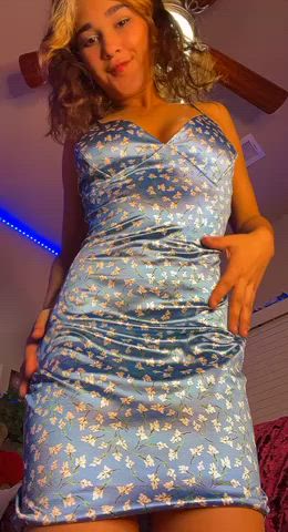 Look up my dress! : video clip