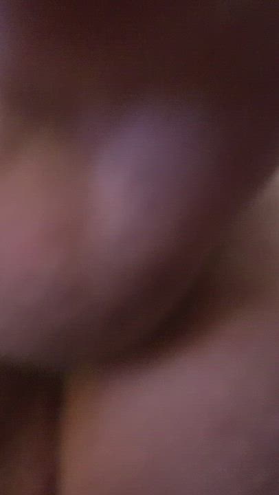 She loves getting it from behind : video clip