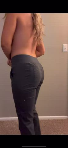 My scrubs are alittle tight back there 😉 : video clip