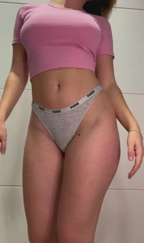 My teacher fucked my ass in detention, would you do the same? : video clip