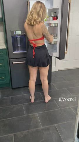 She is so submissive : video clip