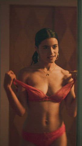 Paulina Gaitan (2022) : video clip