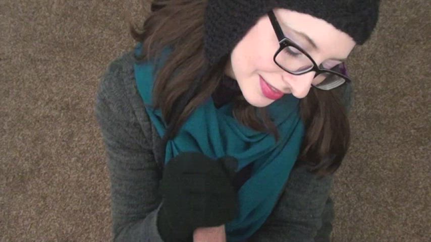 Unloading on her scarf and gloves : video clip