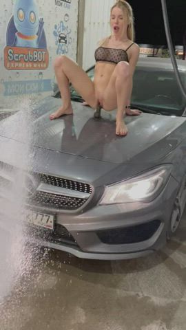 Carwash lifetime discounts : video clip