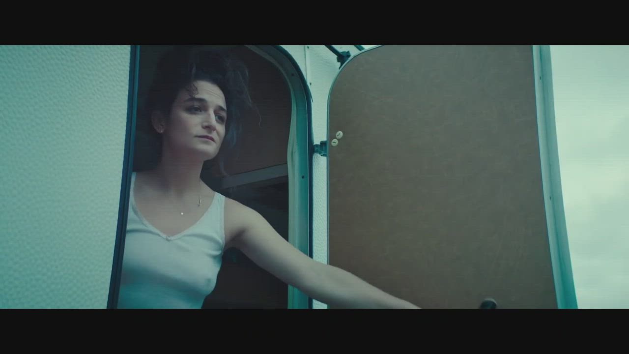 Jenny slates ass is worth running after for : video clip