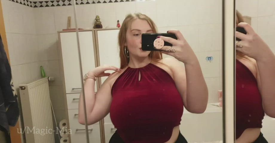 It's a bird..it's a plane..it's me dropping my big boobs for you : video clip