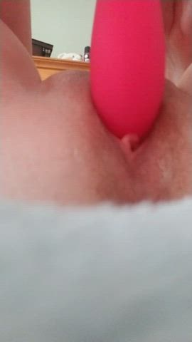 Enjoy my pussy up close : video clip