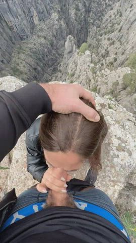 On The Edge : video clip