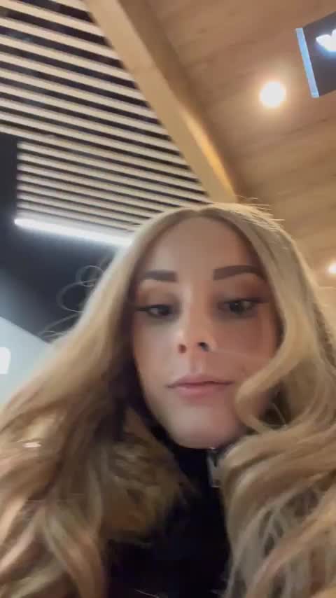 Would you risk a quickie with me in the mall bathroom? 🙊💕 : video clip