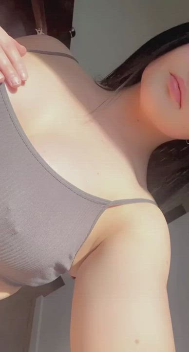 Do you think my big tits look good to fuck? 😍 : video clip