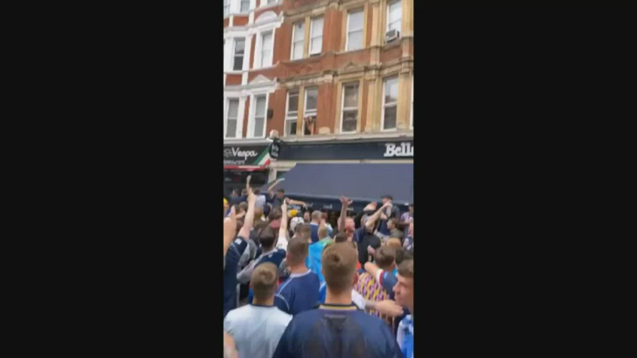 Properly Celebrating a Victory : video clip