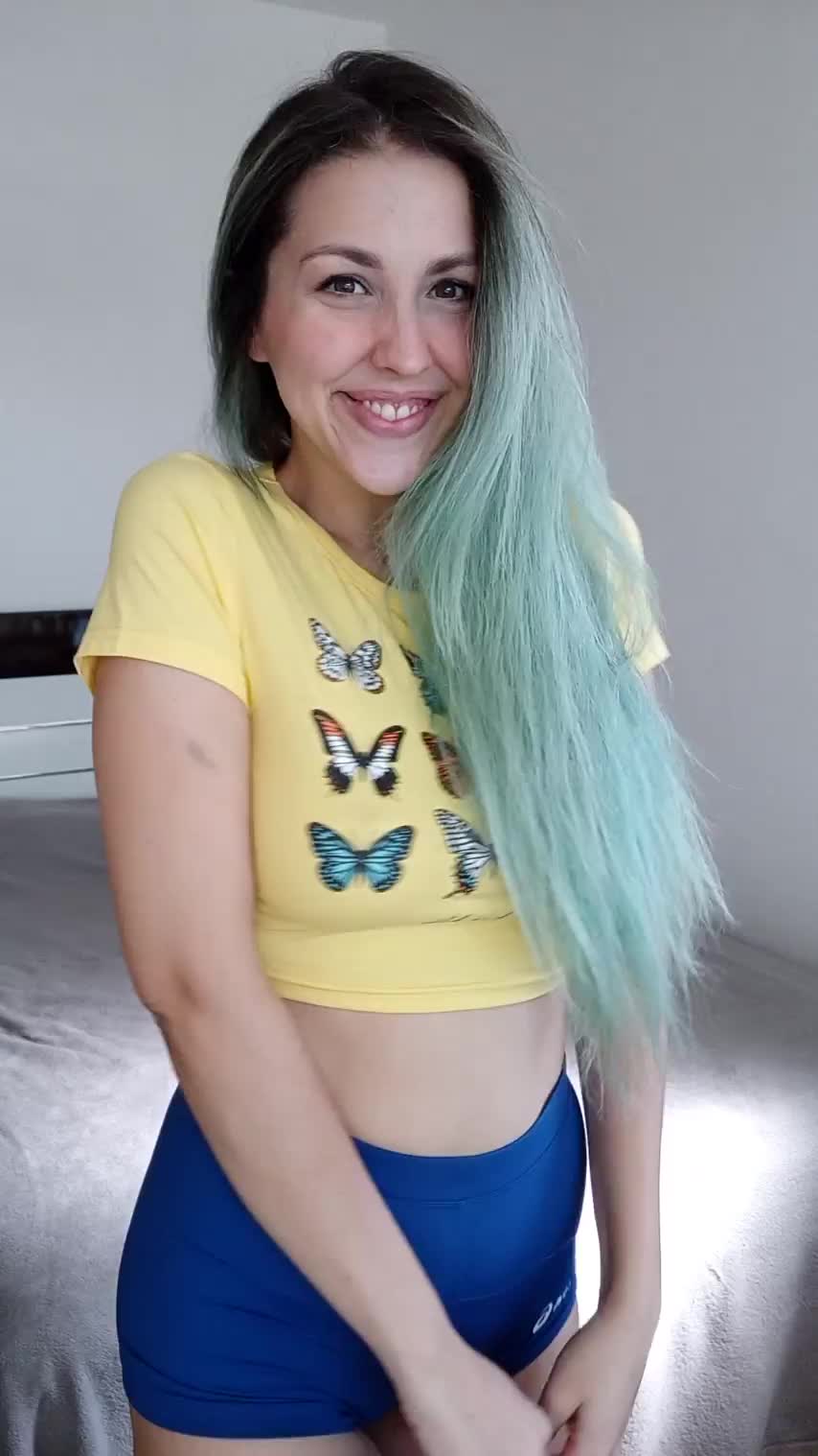 it would be better with you behind me ;p : video clip