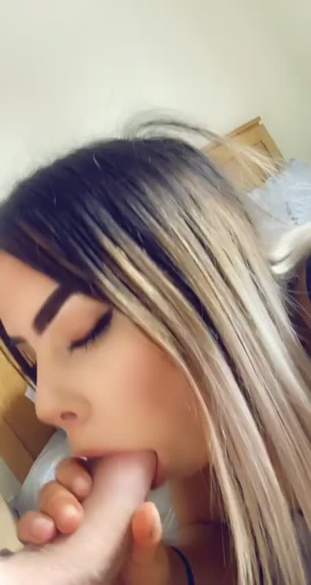 I love being a good slut : video clip