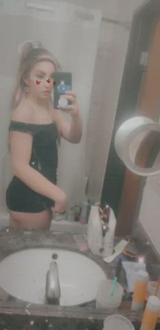 Little mirror selfie tease for dat ass😏 : video clip