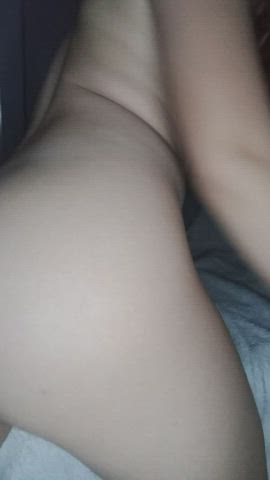 Do you like how I move my ass? : video clip