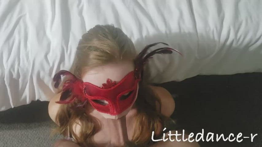 Filling my mouth up : video clip