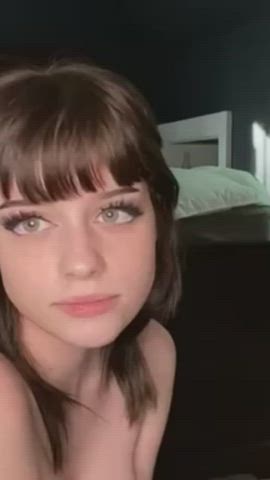 Surprise 🎁 Cute pretty face all in cum🔥😋 : video clip