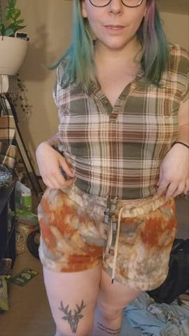 time to watch an itty bitty titty drop : video clip