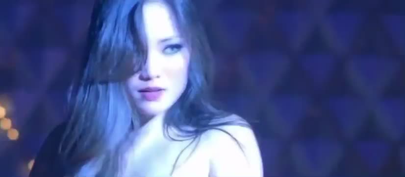 Pom Klementieff “Pigalle, La Nuit” 2009 : video clip