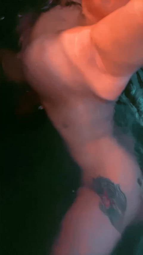 nakey and wetttt : video clip