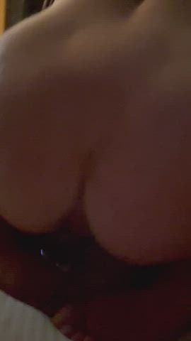 PSA: I’ve fucked every kind of dildo imaginable.. and I’ve never cum as hard as I have on my new glass toys. Anal version on OF 😏 : video clip