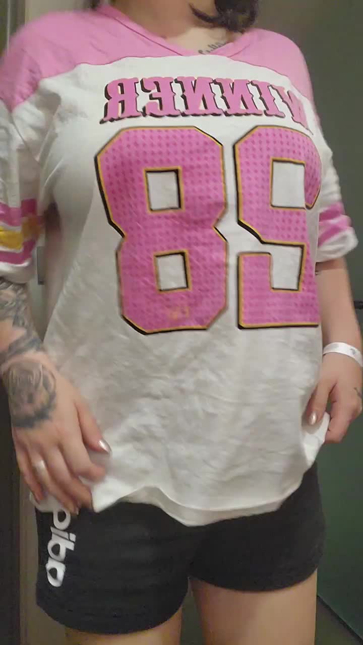 Big asses are for real men <3 : video clip