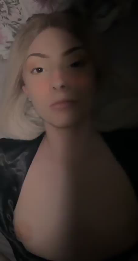 Your view while fucking a Norwegian teen 🥰💕 : video clip