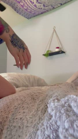 I bet my ass could convince you to cum inside! : video clip