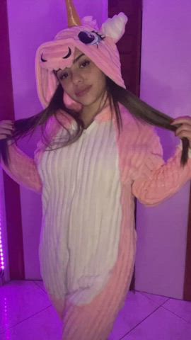 Im the only unicorn with big tits. : video clip