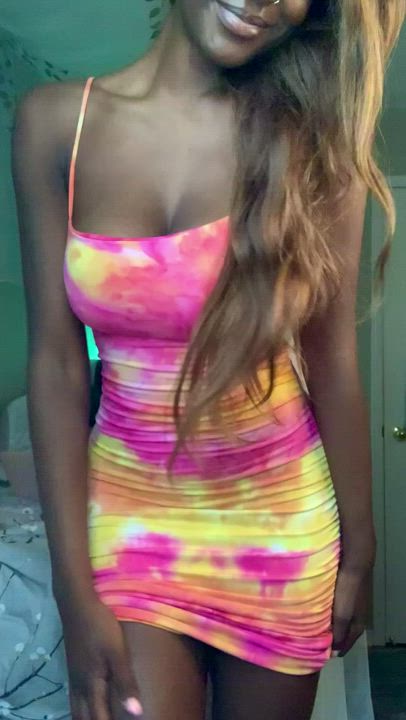 How many times would you fuck me in this dress 💋 : video clip
