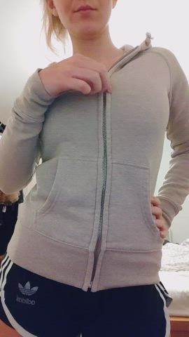 Would you enjoy chilling with me and my natural DD tits on a lazy sunday? : video clip