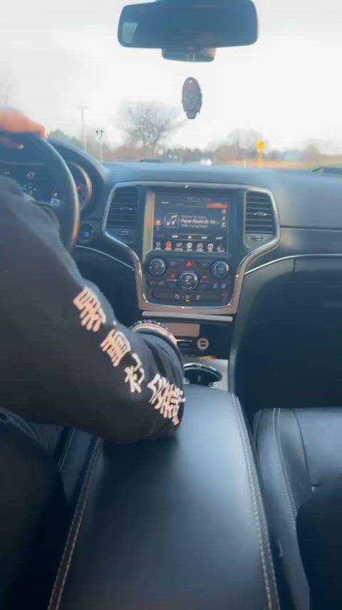 I think my uber will get stopped for distracted driving : video clip