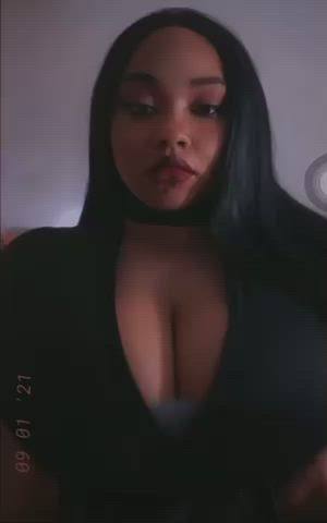 Finish him…blasian GF wins : video clip