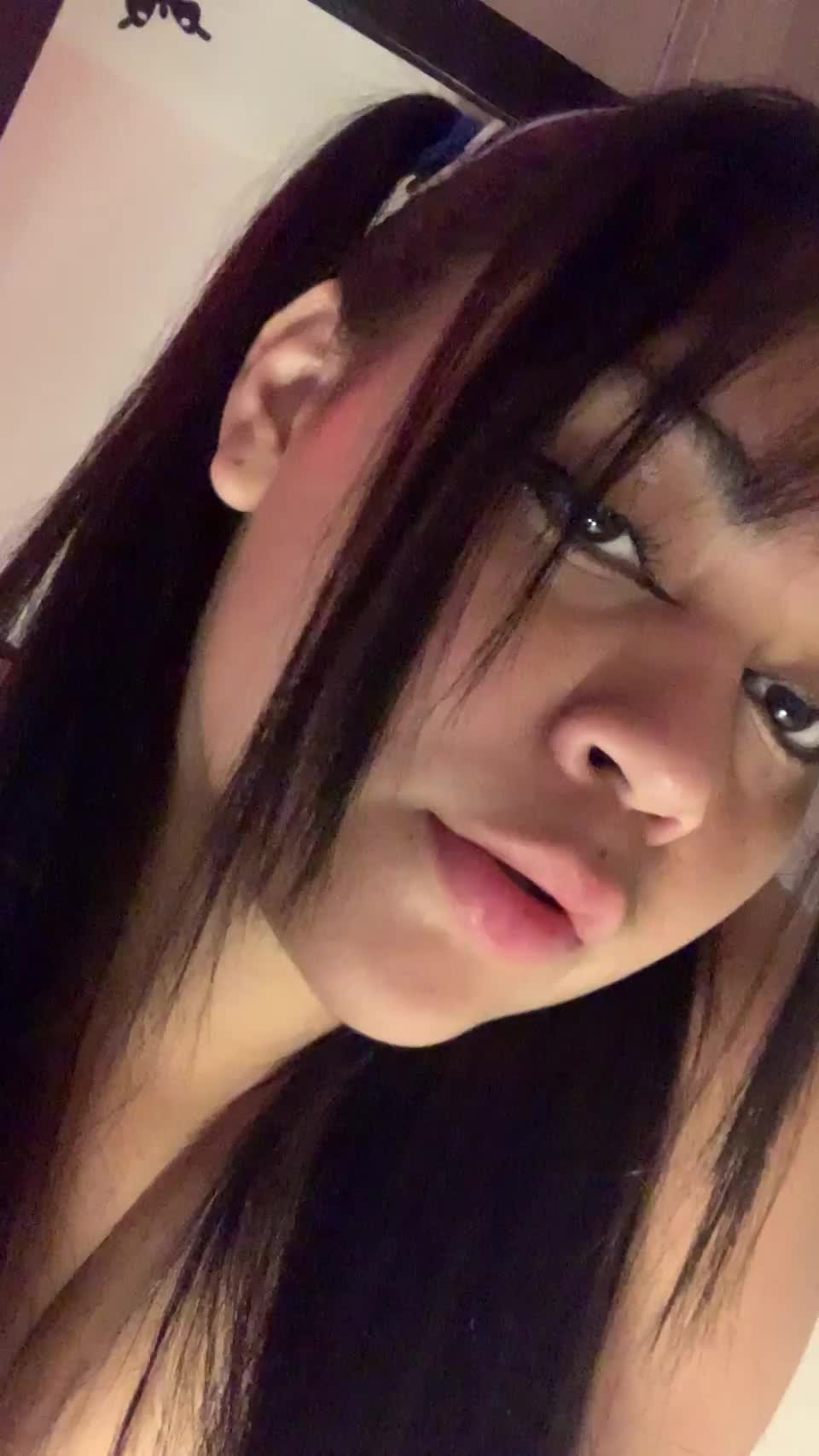 Fck my ex, I'm looking for someone better to take care of me! : video clip