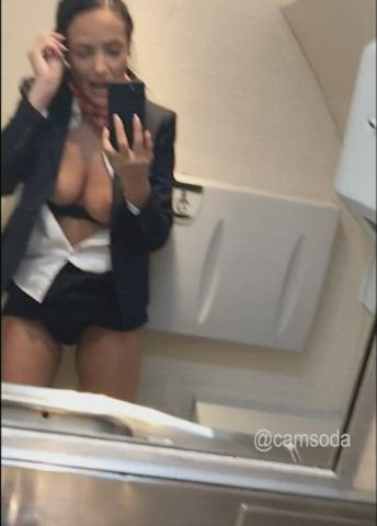 This is was stewardesses do between serving you meals : video clip