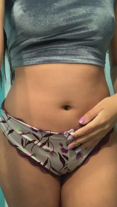 I hope you like Latinas with tiny tits and a juicy ass! : video clip