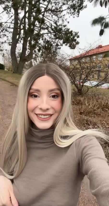 Starting to run out of new places to flash in 😅💕 [gif] : video clip
