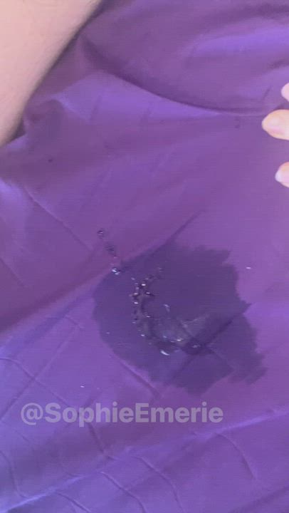 Crotchless panties so he can enjoy what a mess I’ve become : video clip