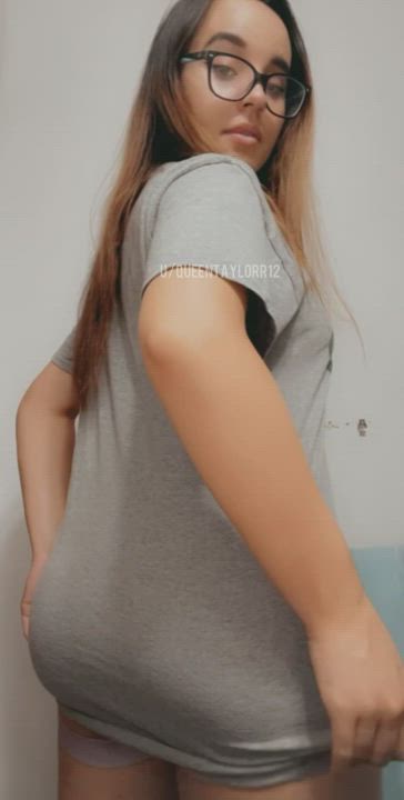 Baggy shirts can be very deceiving, don’t you agree? :) (19) : video clip